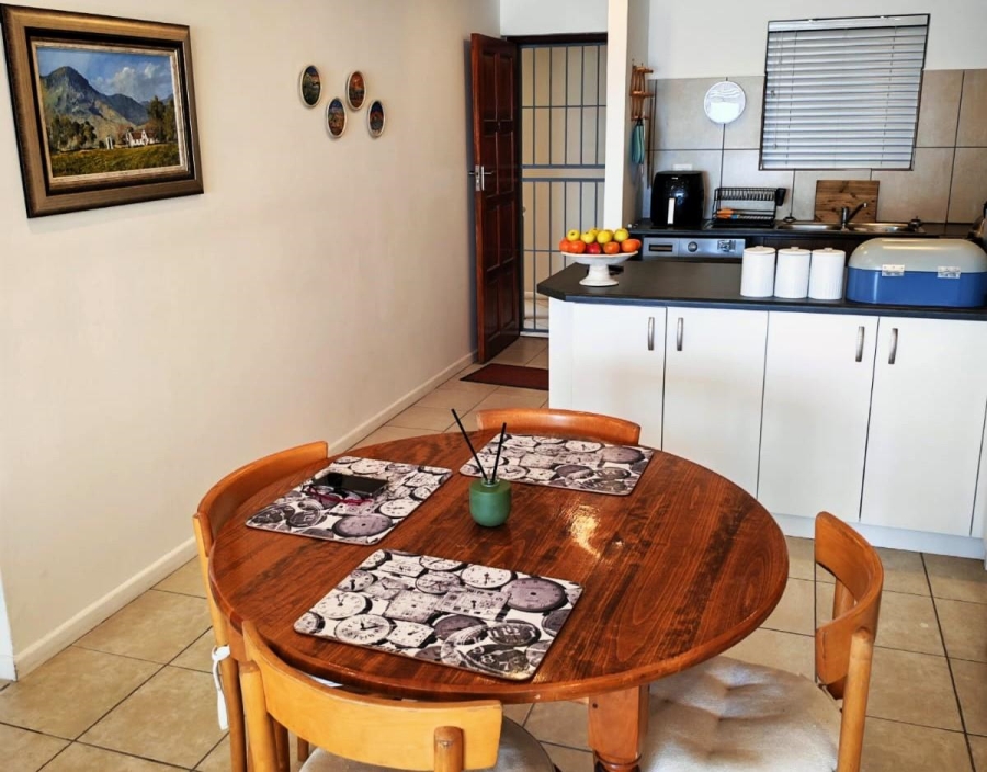 2 Bedroom Property for Sale in De Kelders Western Cape